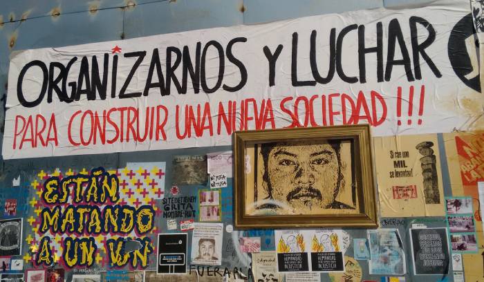 No hay pintura que borre la injusticia | 2 | Litoral Poeta de Las Artes | plaza dignidad, rayados