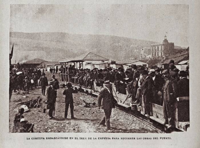 Octubre de 1915: presidente Barros Luco inaugura nuevo puerto de San Antonio | Puertode San Antonio octubre 1915 2 1 | Litoral Poeta de Las Artes | 1915, Barros Luco, inaguración, litoral de los poetas, Litoral Poeta, octubre, puerto, san antonio