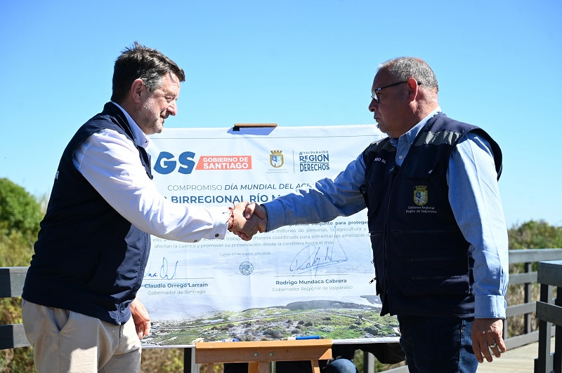 GORE de Santiago y Valparaíso firman convenio para la protección integral de la cuenca del Maipo | Santo Domingo 2 | Litoral Poeta de Las Artes | Claudio Orrego, Crisis Hídrica Chile, Gestión Hídrica, Humedal Río Maipo, Maipo Resiliente, Medio Ambiente, río Maipo, Rodrigo Mundaca, san antonio, Santo Domingo, Seguridad Hídrica, Sequía Estructural