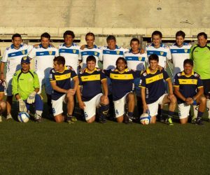 Gerencia del club y profesionales de las divisiones inferiores de AC Barnechea 2013-2014, meses antes de conseguir el ascenso a primera división