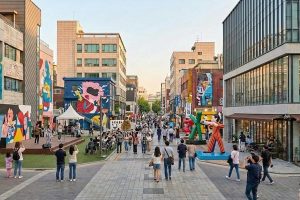 Distrito creativo en Seúl mostrando desarrollo cultural urbano y espacios públicos