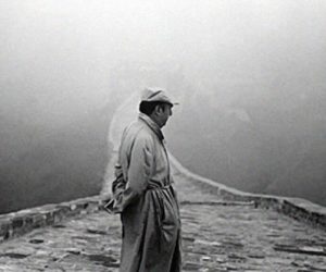 Neruda en la muralla China